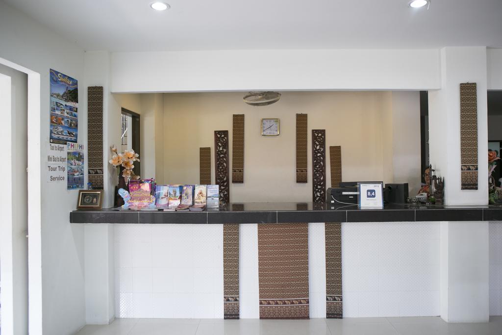 G&B Guesthouse Patong Exterior photo